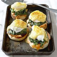 Spinach & smoked salmon egg muffins image