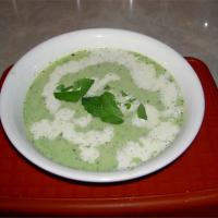 Green Pea and Mint Soup_image