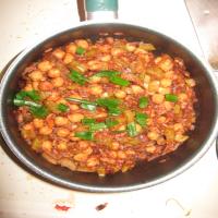 Gingery Chickpeas in Spicy Tomato Sauce image