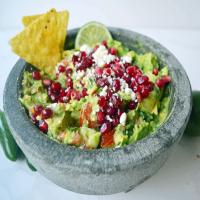 Best Ever Homemade Guacamole and Chips_image