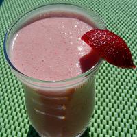 Strawberry Pineapple Breakfast Protein Shake_image