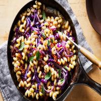 Creamy Pasta With Bacon and Red Cabbage image