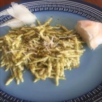 Gluten Free Penne with Pistachio Pesto and Heirloom Tomato Salad_image