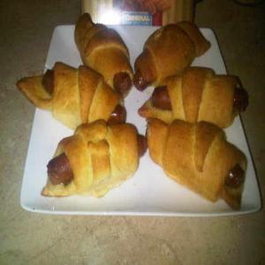 Hot Link Crescent Roll Appetizers_image