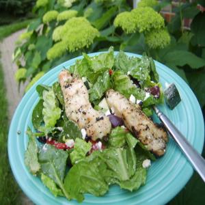 BBQ Chicken With Greek Salad_image