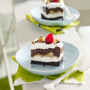 Smart-Choice Chocolate-Banana Split Dessert image