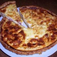 Cheese and bacon quiche image