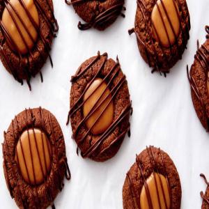 Gluten-Free Chocolate Caramel Thumbprint Cookies_image