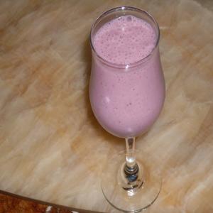 Creamy Cherry Jubilee Smoothie image