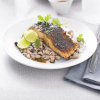 Pepper lime salmon with black-eyed beans_image