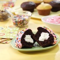 Reddi-wip Filled Cupcakes_image