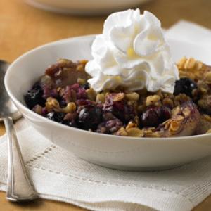 Quick Pear and Blueberry Cobbler_image