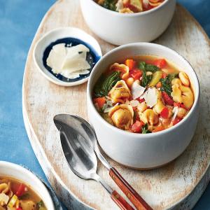 Tortellini, White Bean, and Turnip Greens Soup Recipe_image