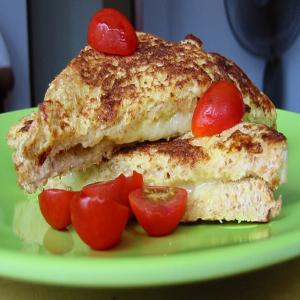 French Toast Cheddar Sandwiches_image