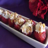 Inside out - Cheesecake Stuffed Strawberries_image