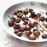 Sauteed Mushrooms with Herbs_image