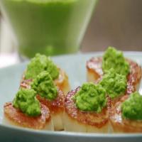 Scallops with Mint Chutney image