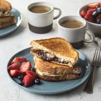 Chocolate and Brie Grilled Cheese_image