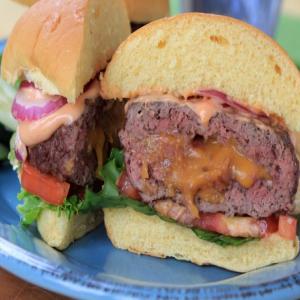 Inside-Out Bacon Cheddar Burger_image