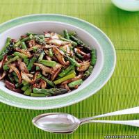 Asparagus and Shiitake Stir-Fry_image