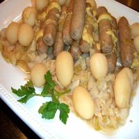 Beer Brats With Cabbage Kraut_image