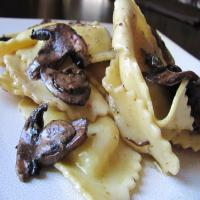Ravioli With Mushrooms and Sage in Browned Butter image