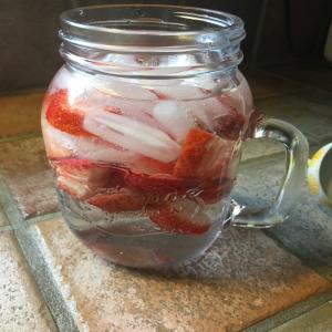 Strawberry Spa Water_image