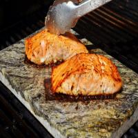 Grilled Salmon With Thyme and Lemon_image