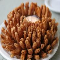 OUTBACK STEAKHOUSE BLOOMIN ONION Recipe - (4.5/5) image
