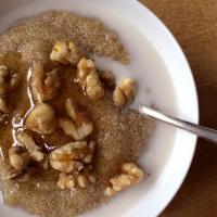 Breakfast Amaranth With Walnuts and Honey_image