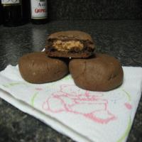 Chocolate Cookies With Creamy Peanut Butter Filling_image