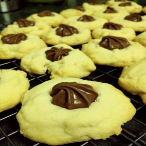 Ghirardelli Milk Chocolate Shortbread Cookies image