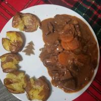 Oven Stew with Burgundy Wine_image