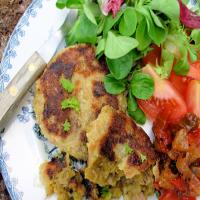 Monday Supper! Curried Lamb and Chutney Rissoles/Patties image