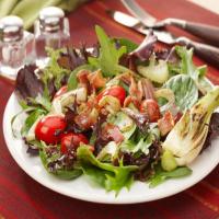 Grilled Fennel, Tomato and Baby Greens Salad with Bacon_image