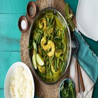 Shrimp and Coconut Curry With Green Beans image