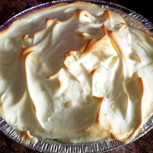Traditional Lemon Meringue Pie_image