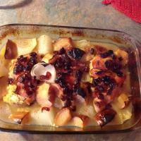 Apple Bacon Baked Chicken_image