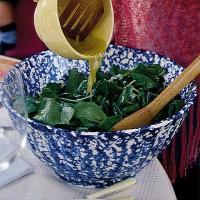 Spinach & green bean salad image