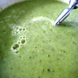Pea and Pesto Soup - Nigella Lawson_image