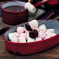 Chocolate fondue & toasted marshmallow_image