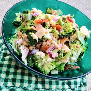 Grandma Birdie's Broccoli Salad_image
