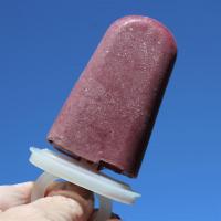 Frozen Berry and Spinach Ice Pops_image