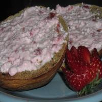 Strawberries & Cream Bagel Spread for Two (1 Point)_image