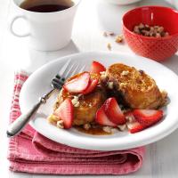 Strawberry-Hazelnut French Toast_image