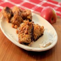 Salted Cashew and Caramel Apple Magic Cookie Bars_image