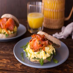 English Muffin Topped With Tarragon Egg and Smoked Salmon_image