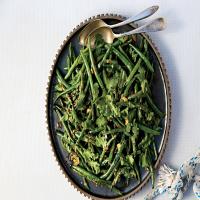 Blistered Green Beans with Garlic and Miso_image