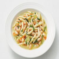 Penne with White Beans and Smoked Pork_image