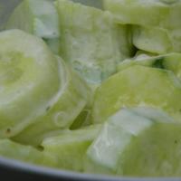 Cucumbers with Sour Cream_image